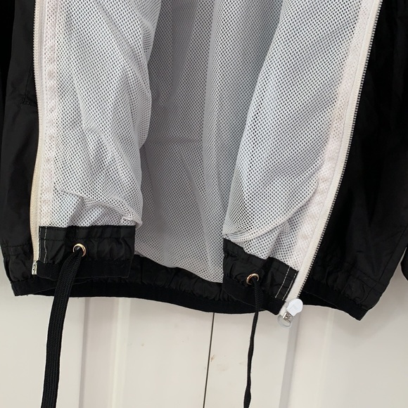 Forever 21 White & Black Windbreaker Jacket sizeS - Picture 8 of 10